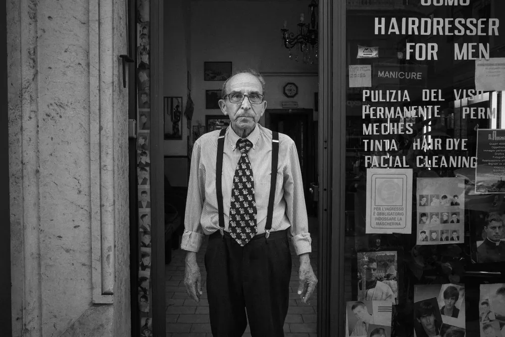 Smokers — photograph by Eolo Perfido