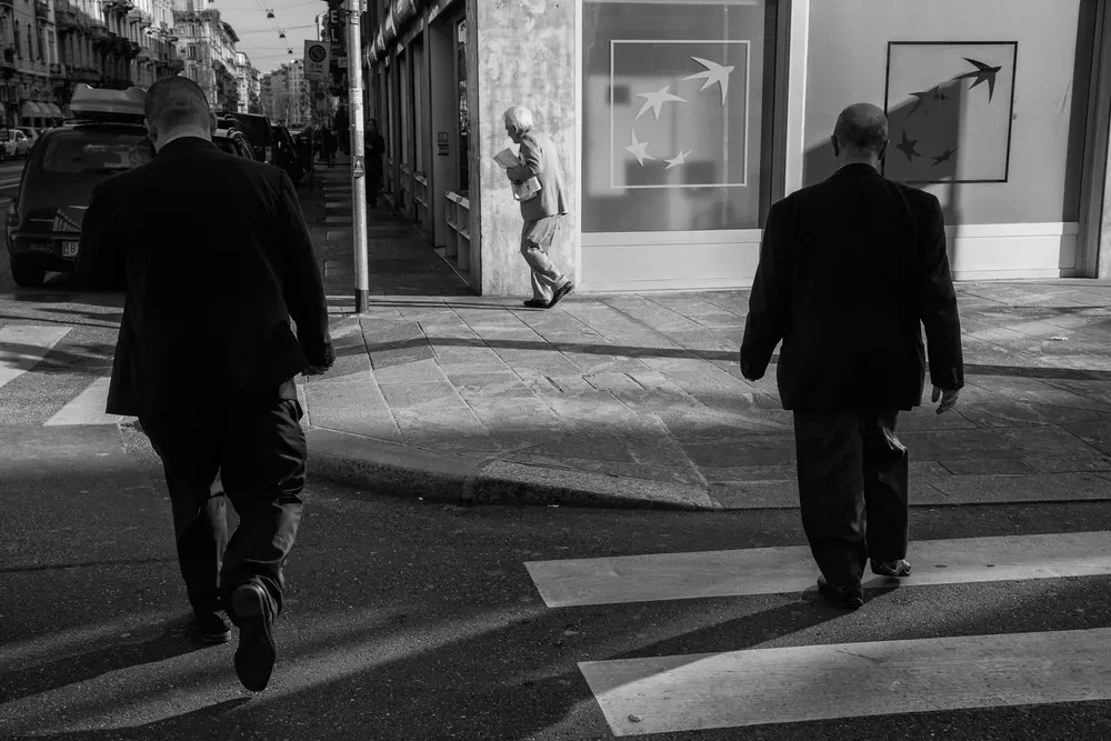 Street photography — photograph by Eolo Perfido