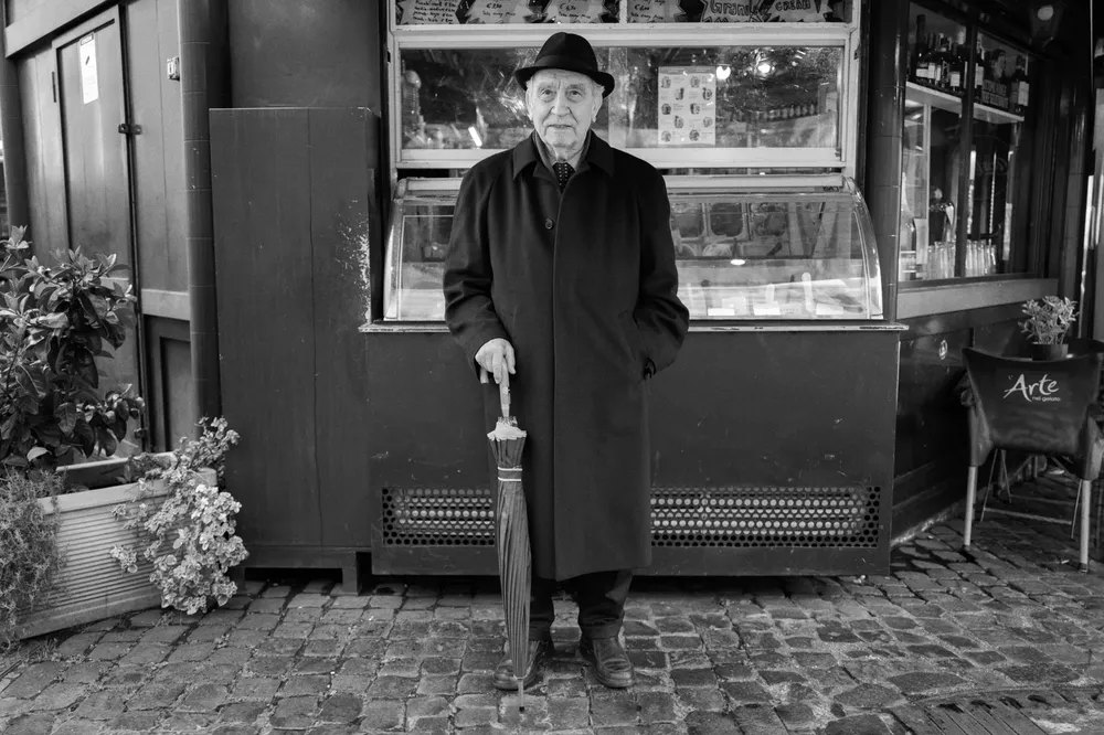 Street portraits — photograph by Eolo Perfido