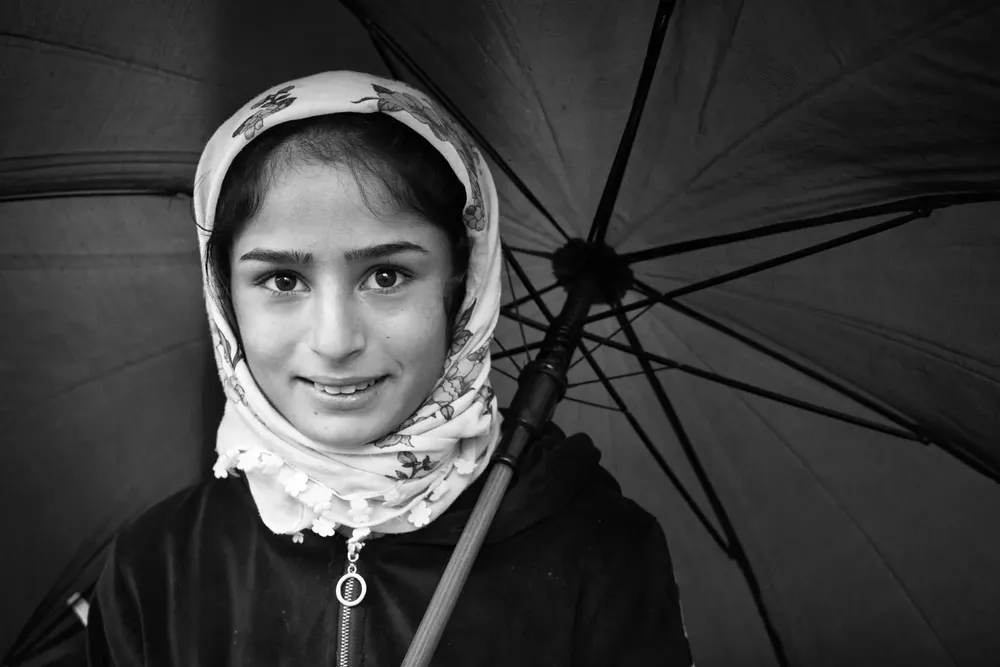Street portraits — photograph by Eolo Perfido
