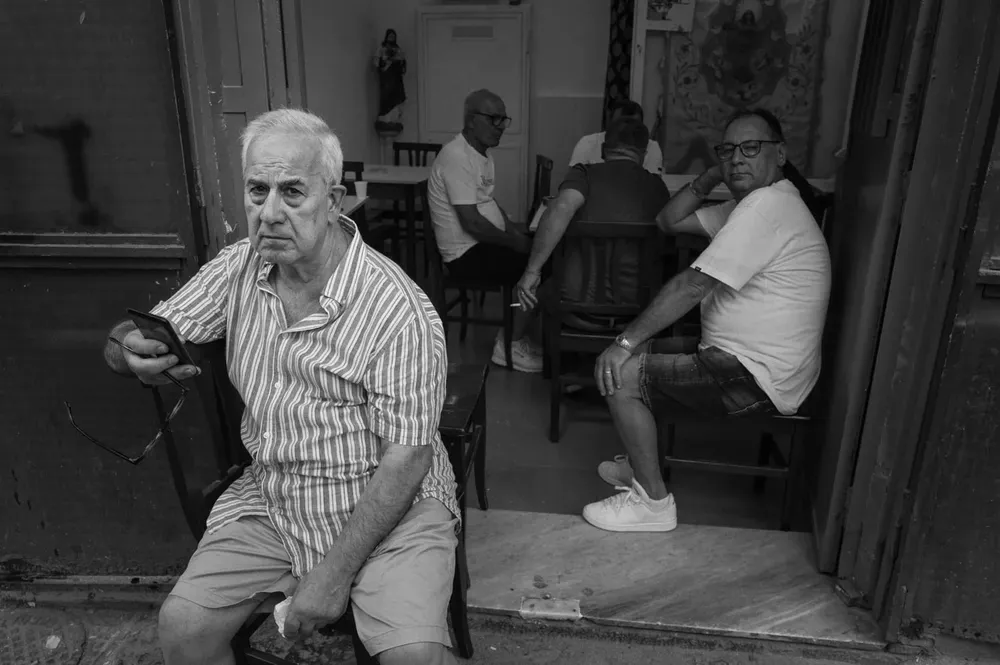 Street portraits — photograph by Eolo Perfido