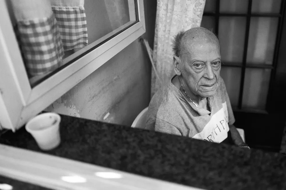 Street portraits — photograph by Eolo Perfido