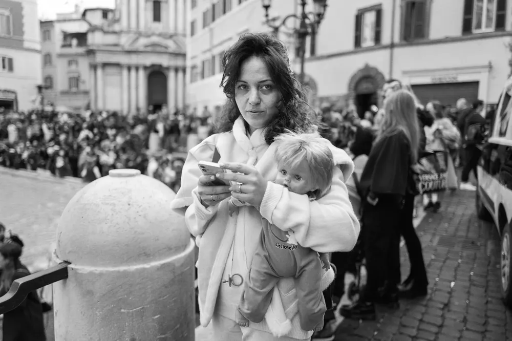 Street portraits — photograph by Eolo Perfido