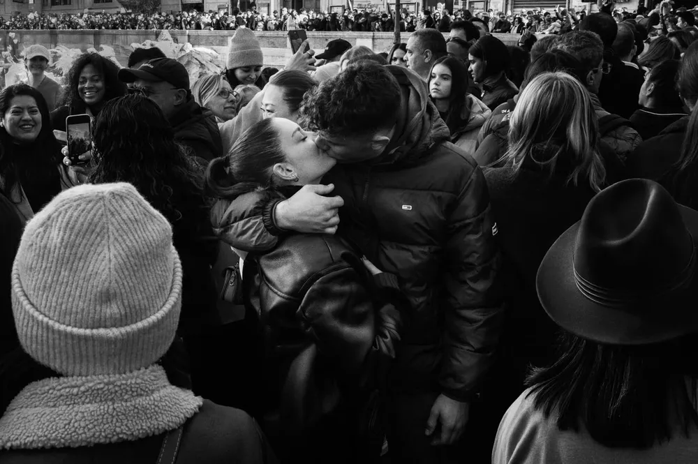 Street photography — photograph by Eolo Perfido