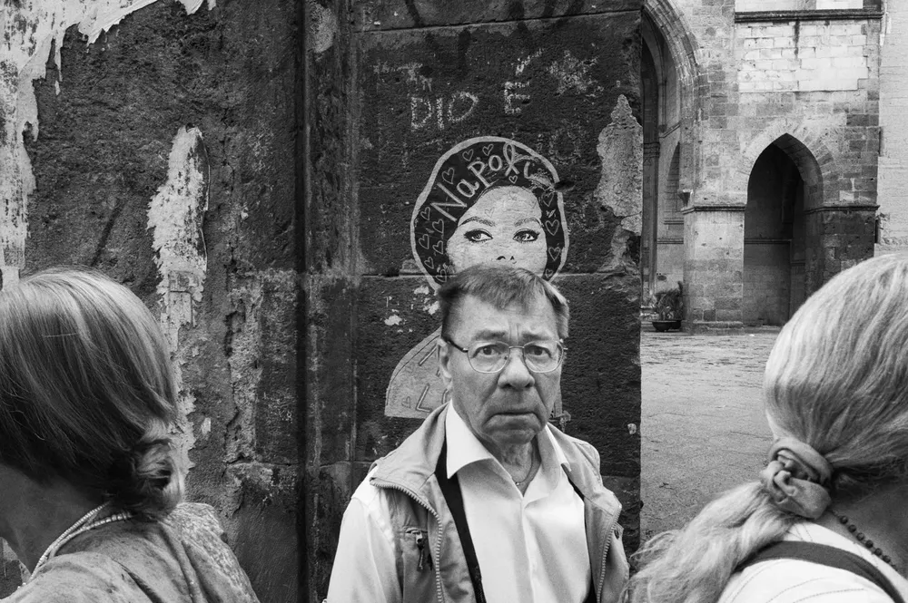 Street photography — photograph by Eolo Perfido