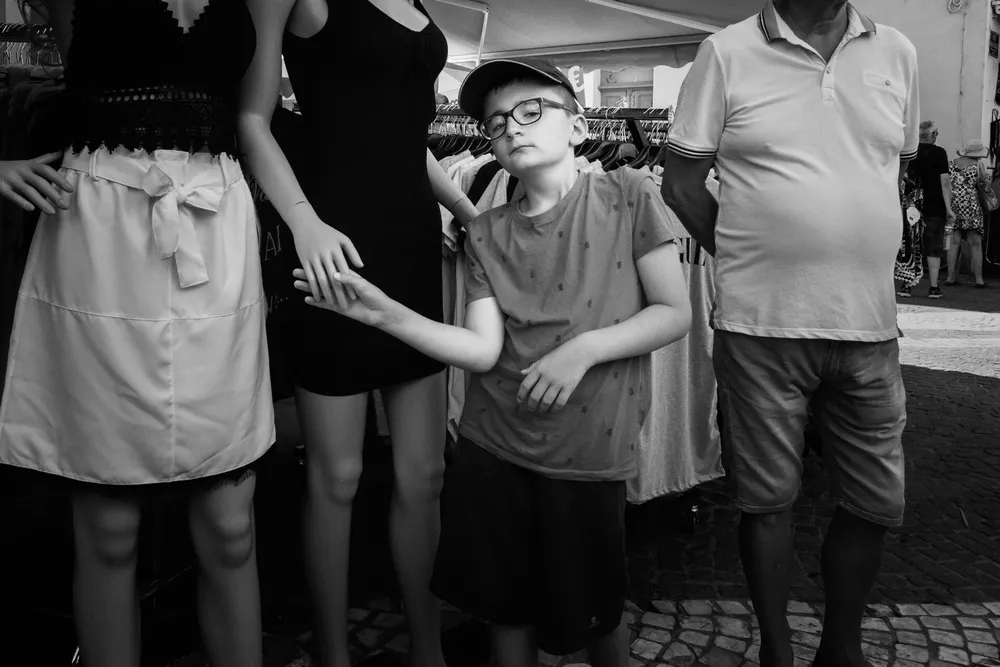 Interpose — photograph by Eolo Perfido