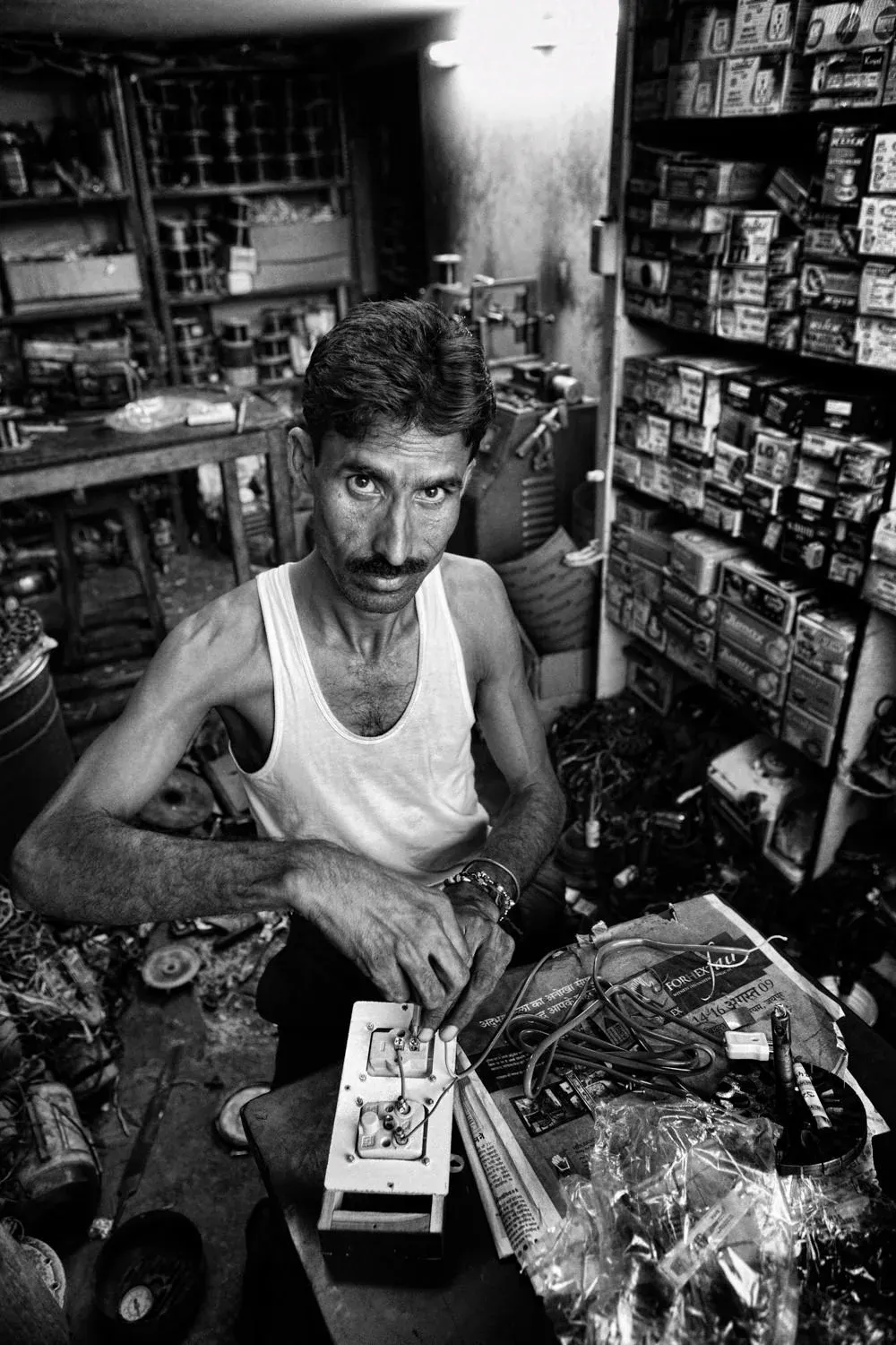 Street portraits — photograph by Eolo Perfido
