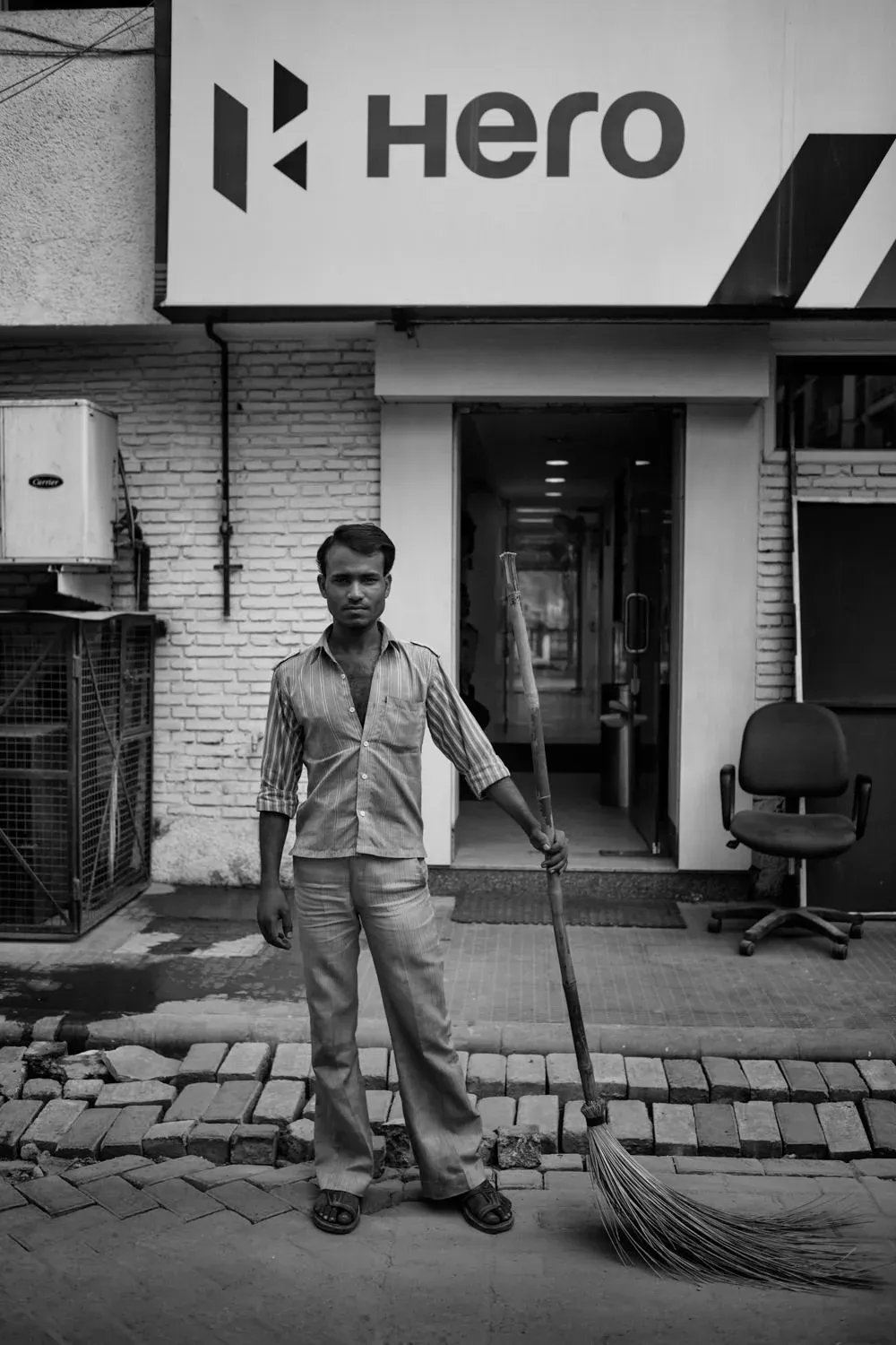 Street photography — photograph by Eolo Perfido