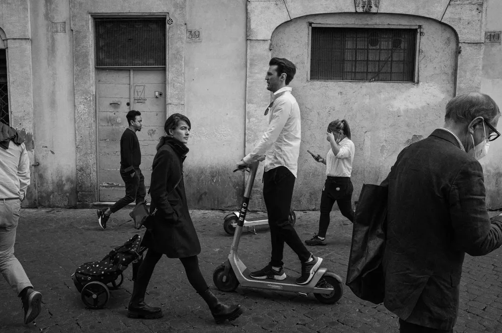 Street photography — photograph by Eolo Perfido