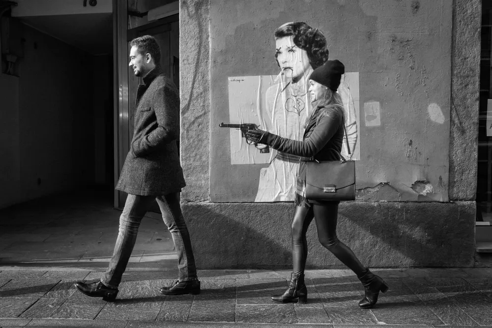 Street photography — photograph by Eolo Perfido