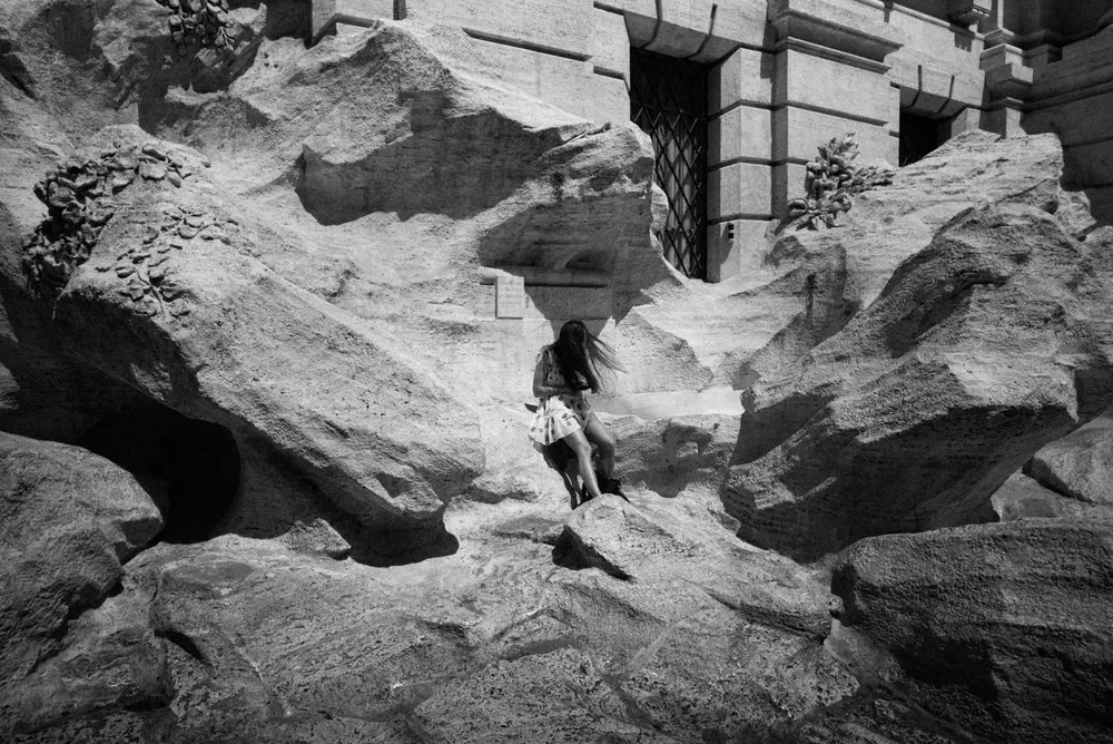 Street photography — photograph by Eolo Perfido