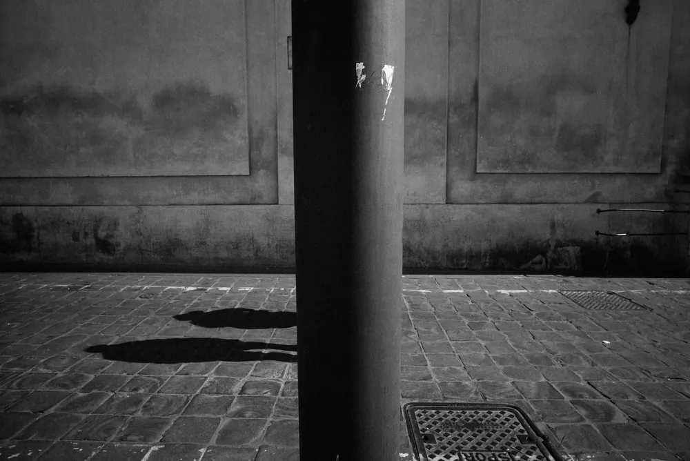 Street photography — photograph by Eolo Perfido