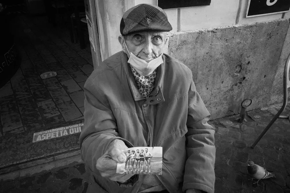 Street portraits — photograph by Eolo Perfido