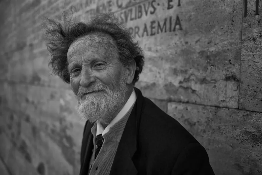 FAQ — photograph by Eolo Perfido