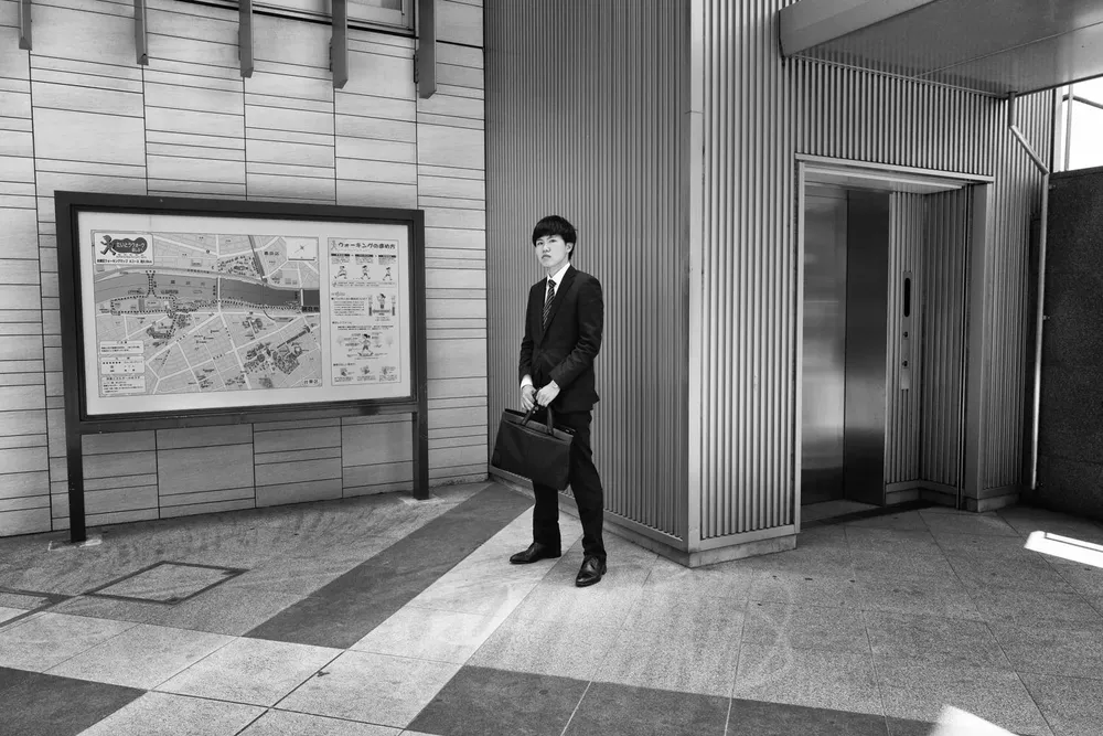 Street photography — photograph by Eolo Perfido