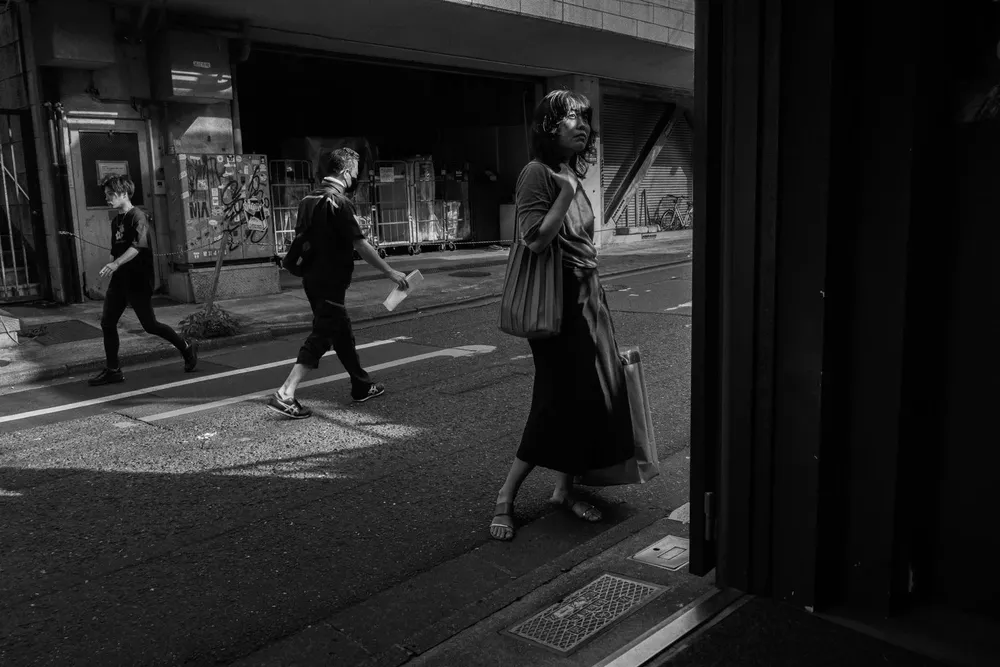 Street photography — photograph by Eolo Perfido